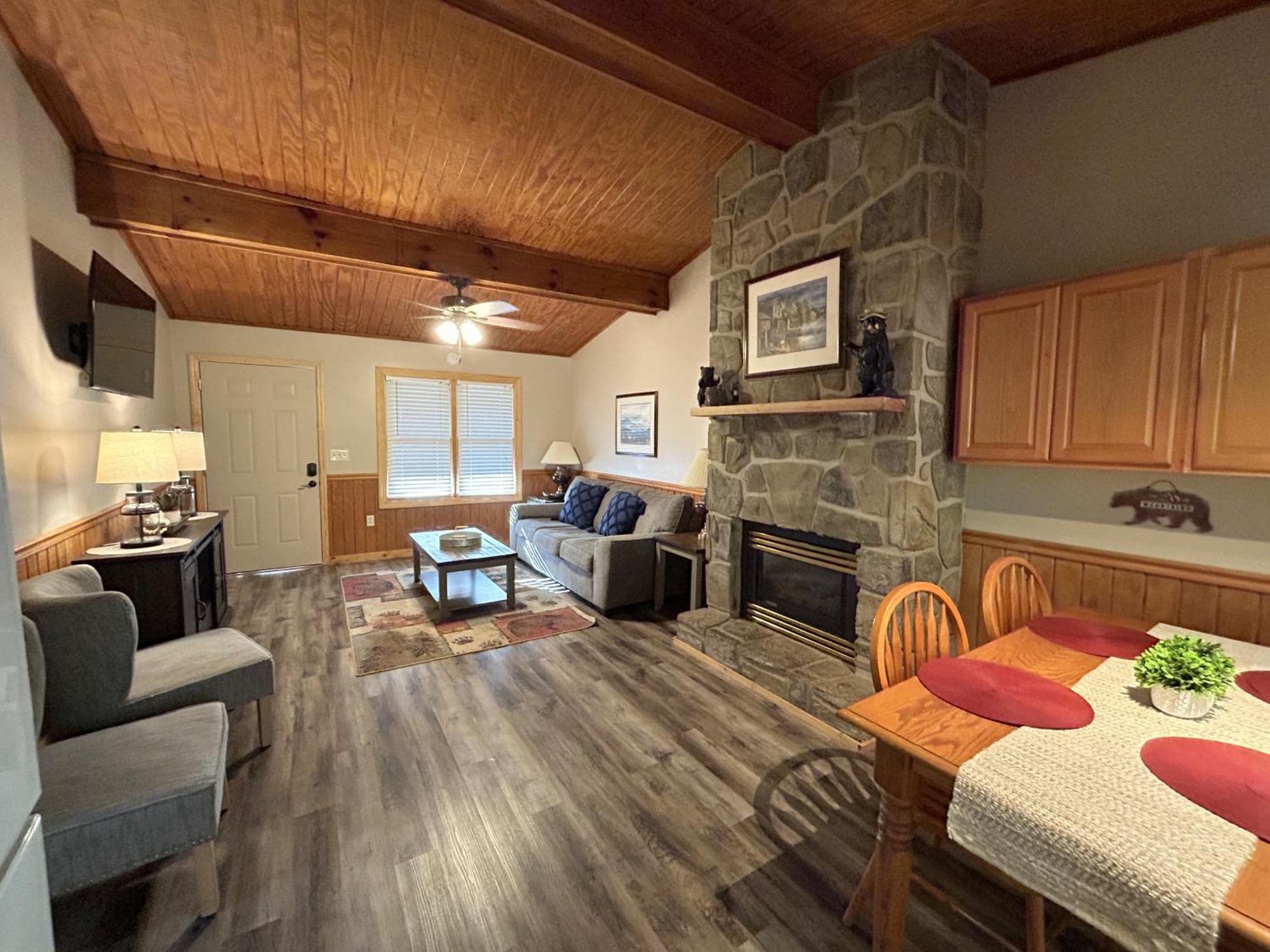 Villa On Dolly Time 1 Mile From Dollywood à Pigeon Forge Extérieur photo